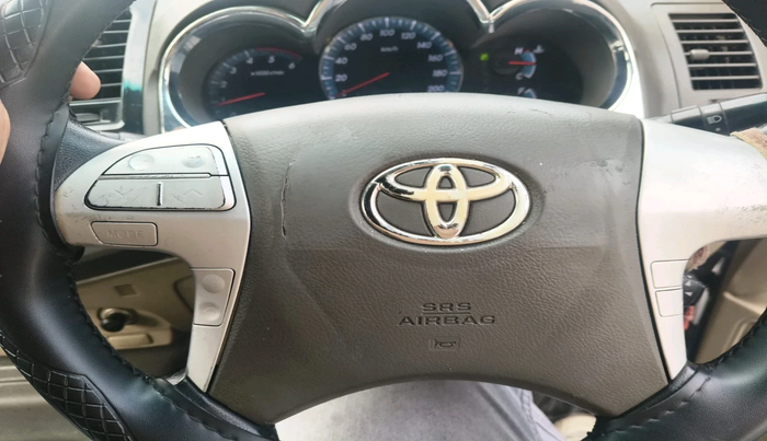 2013 Toyota Fortuner 3.0 4X2 AT, Diesel, Automatic, 1,50,873 km, interior