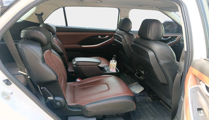 2021 Hyundai ALCAZAR 1.5 SIGNATURE (O) AT 6STR, Diesel, Automatic, 64,819 km, interior