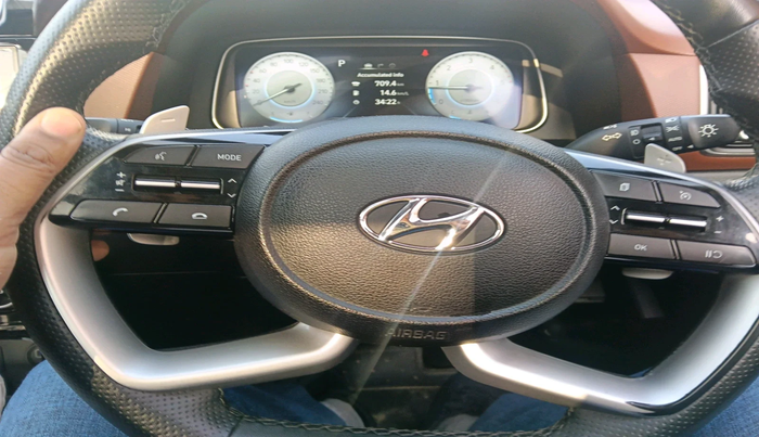 2021 Hyundai ALCAZAR 1.5 SIGNATURE (O) AT 6STR, Diesel, Automatic, 64,819 km, interior