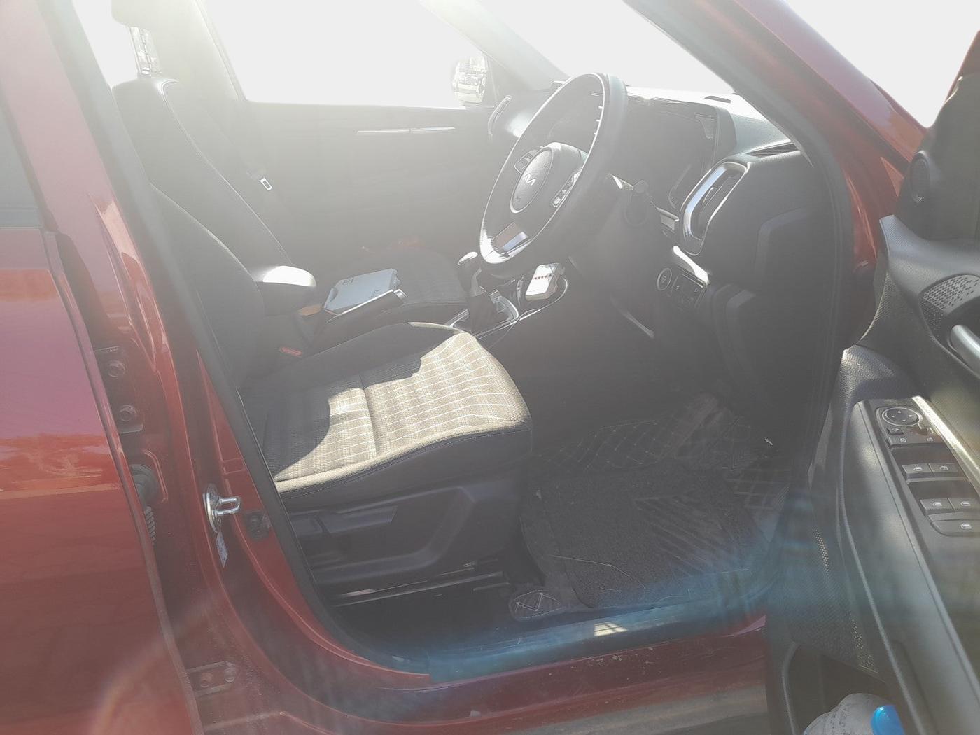 2023 KIA SONET HTK PLUS 1.5 IMT, Diesel, Manual, 24,977 km, interior