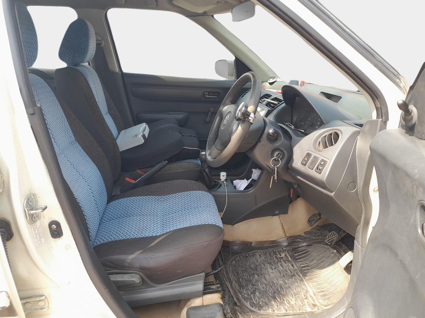 2014 Maruti Swift Dzire TOUR DIESEL, Diesel, Manual, 1,12,380 km, interior