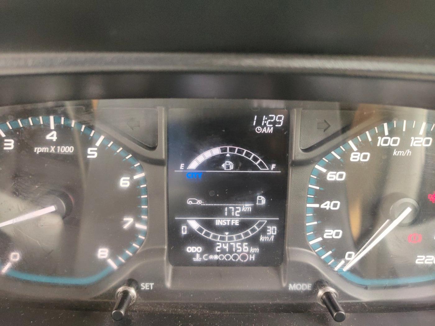 2022 Tata PUNCH ACCOMPLISHED MT, Petrol, Manual, 24,756 km, interior