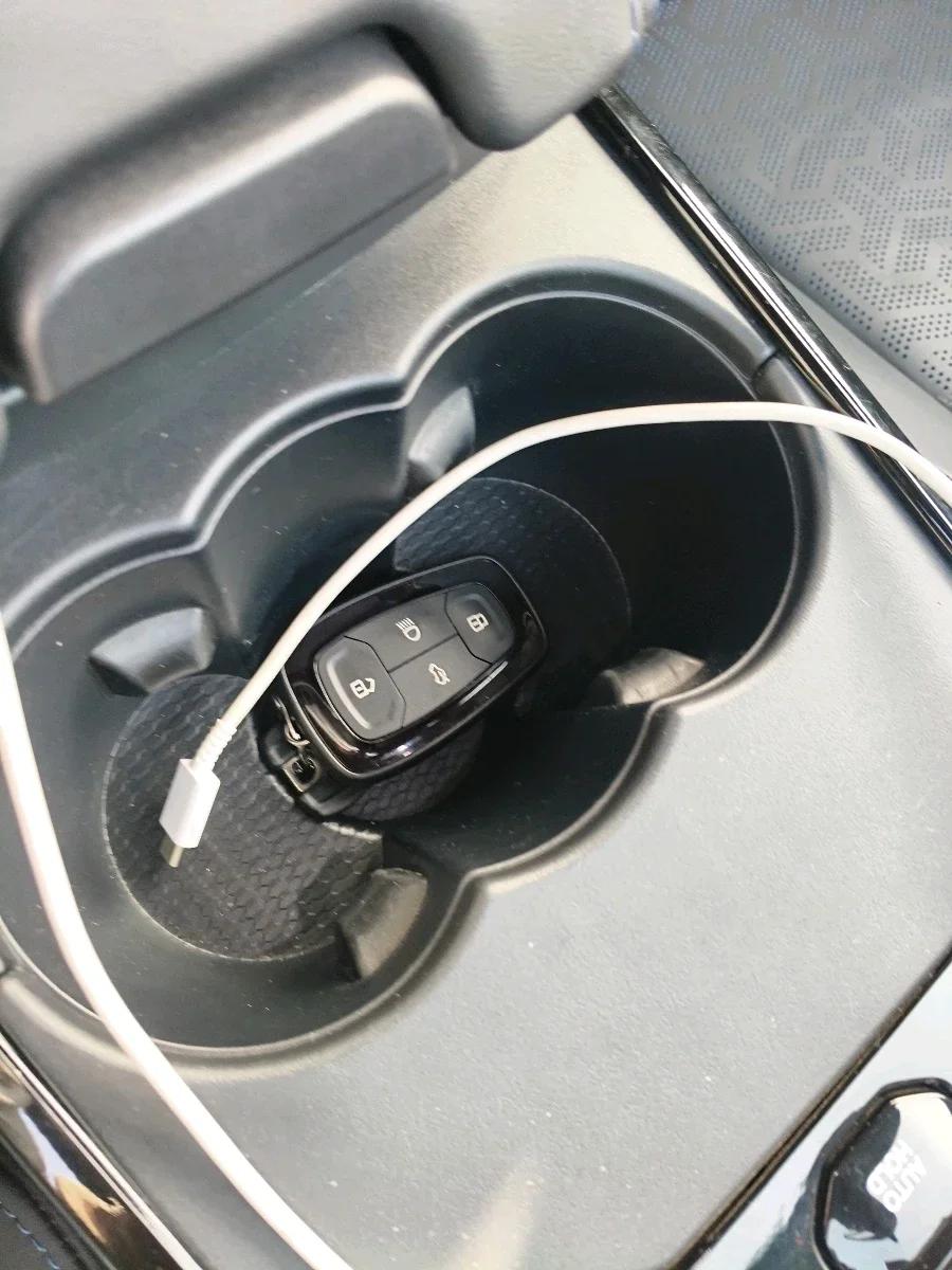 2024 Tata Harrier FEARLESS DARK EDITION AT, Diesel, Automatic, 15,599 km, interior