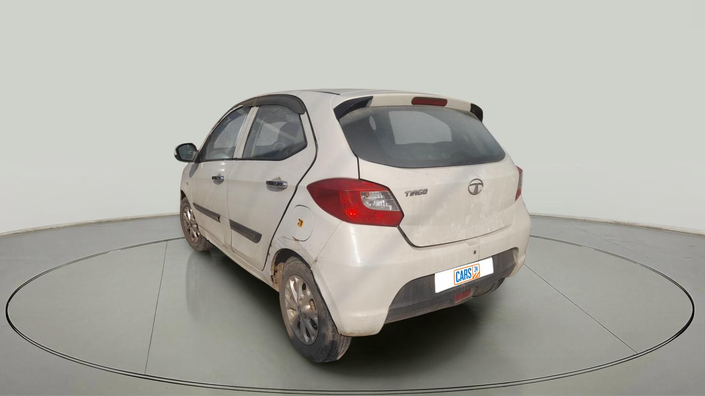 2018 Tata Tiago XE PETROL, CNG, Manual, 1,53,000 km, exterior