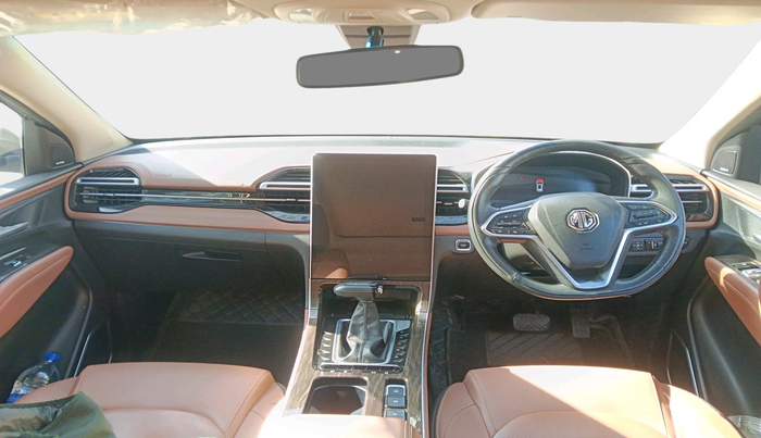 2023 MG HECTOR PLUS SHARP PRO 1.5 PETROL TURBO CVT 6 STR, Petrol, Automatic, 19,710 km, interior