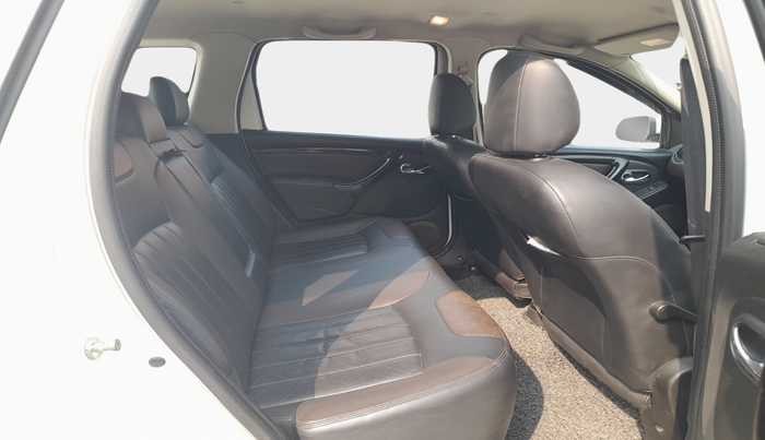 2017 Nissan Terrano XV D THP PREMIUM 110 PS, Diesel, Manual, 39,324 km, interior