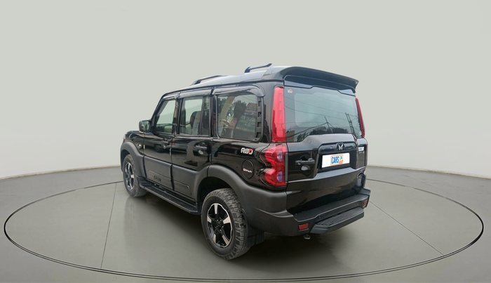 2024 Mahindra SCORPIO CLASSIC S 7STR, Diesel, Manual, 28,416 km, exterior