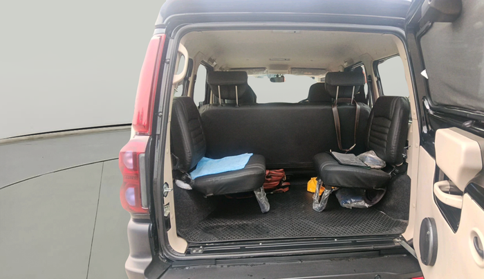 2024 Mahindra SCORPIO CLASSIC S 7STR, Diesel, Manual, 28,416 km, exterior