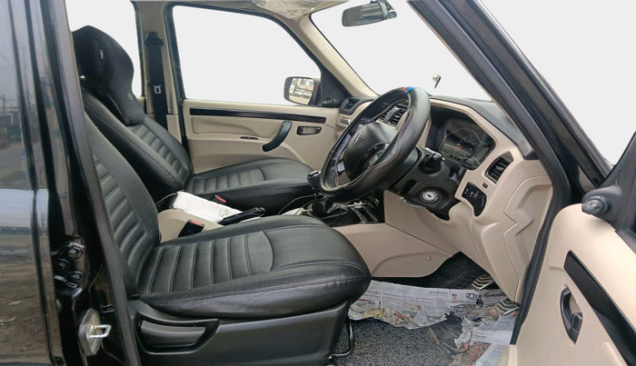 2024 Mahindra SCORPIO CLASSIC S 7STR, Diesel, Manual, 28,416 km, interior