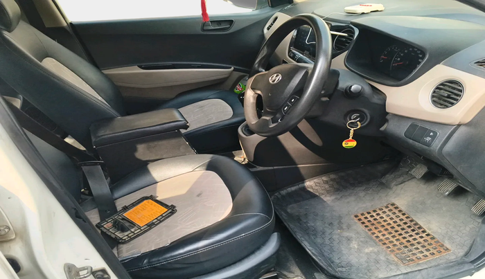 2016 Hyundai Xcent BASE 1.1, Diesel, Manual, 82,474 km, interior