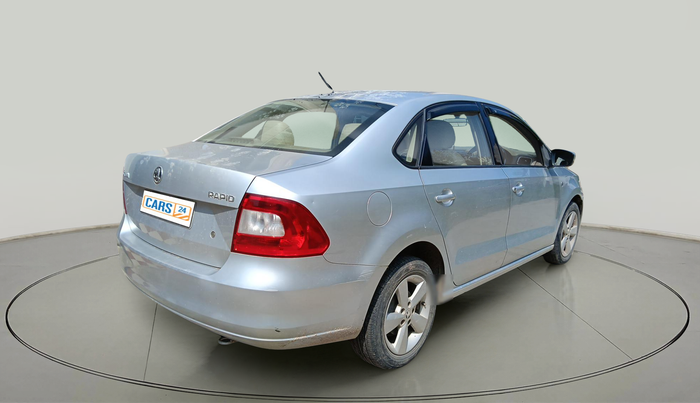 2015 Skoda Rapid 1.5 TDI CR ELEGANCE, Diesel, Manual, 83,976 km, exterior