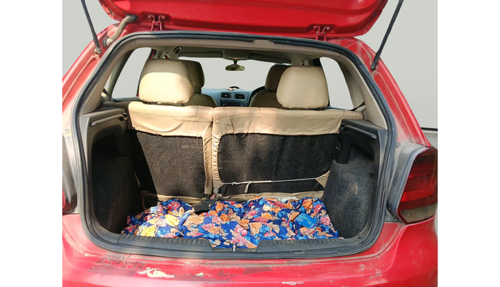 2012 Volkswagen Polo COMFORTLINE 1.2L, Diesel, Manual, 1,39,615 km, exterior