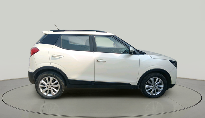 2019 Mahindra XUV300 W8 1.5 DIESEL, Diesel, Manual, 1,09,780 km, exterior