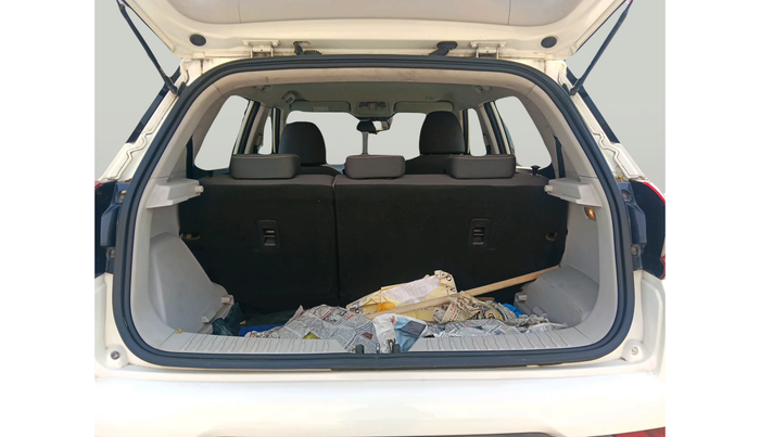 2019 Mahindra XUV300 W8 1.5 DIESEL, Diesel, Manual, 1,09,780 km, exterior