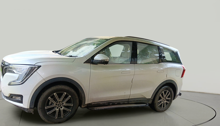 2023 Mahindra XUV700 AX 7 LUXURY P AT 7 STR, Petrol, Automatic, 16,671 km, exterior