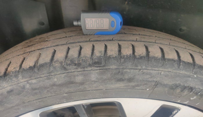 2021 MG HECTOR PLUS SHARP 1.5 PETROL TURBO CVT 6-STR, Petrol, Automatic, 45,851 km, tyre