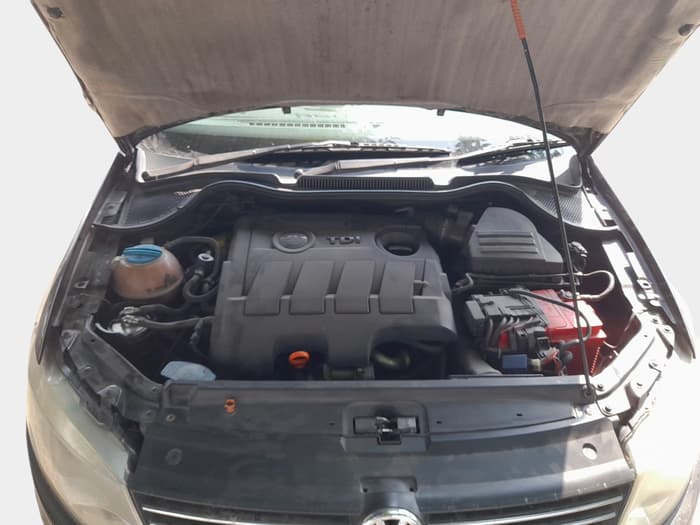2010 Volkswagen Vento HIGHLINE DIESEL 1.6, Diesel, Manual, 1,71,839 km, exterior