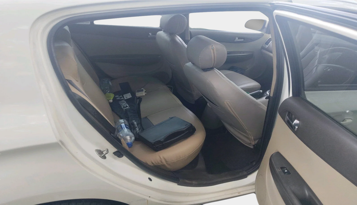 2011 Hyundai i20 MAGNA 1.2, Petrol, Manual, 95,550 km, interior