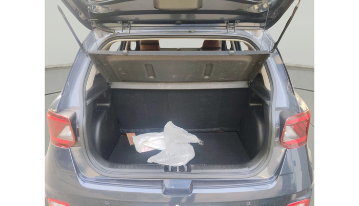 2019 Hyundai VENUE S 1.2, Petrol, Manual, 46,971 km, exterior