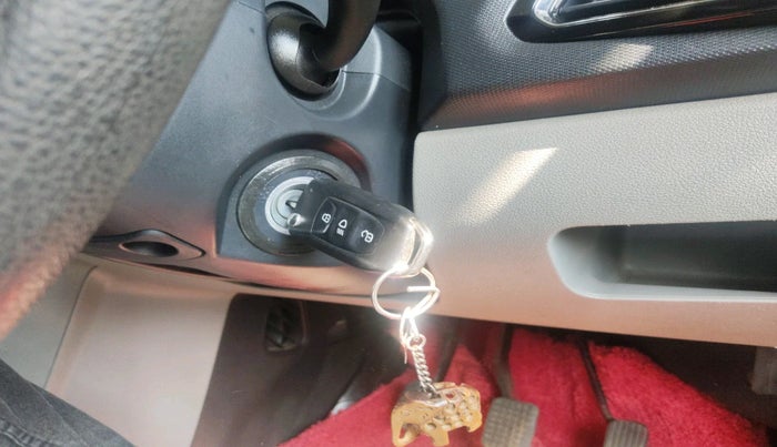 2018 Tata Tiago XZ PETROL, Petrol, Manual, 72,311 km, interior