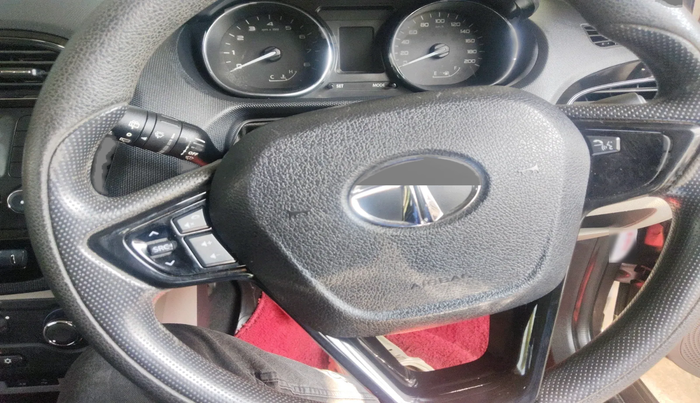 2018 Tata Tiago XZ PETROL, Petrol, Manual, 72,311 km, interior