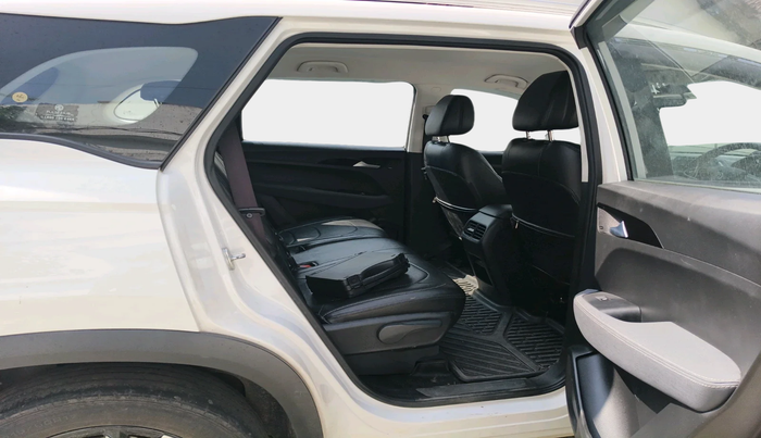 2020 MG HECTOR SUPER 2.0 DIESEL, Diesel, Manual, 43,368 km, interior