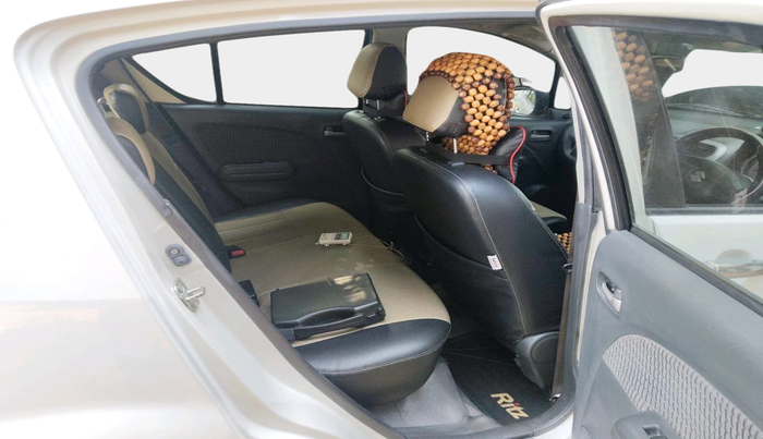 2013 Maruti Ritz VDI, Diesel, Manual, 98,011 km, interior