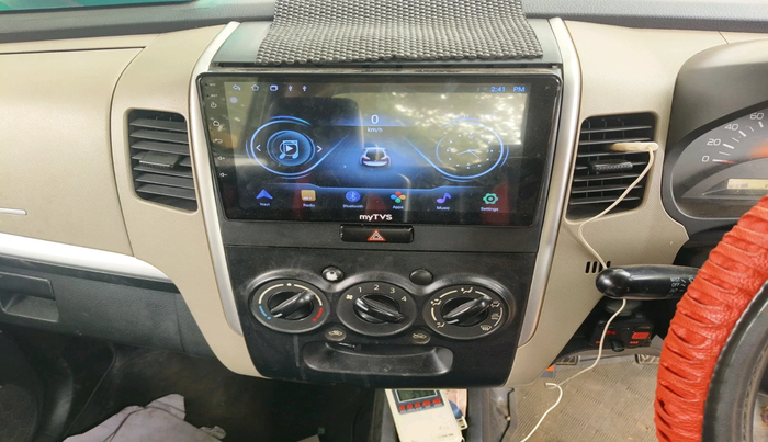 2016 Maruti Wagon R 1.0 LXI, Petrol, Manual, 1,40,682 km, interior