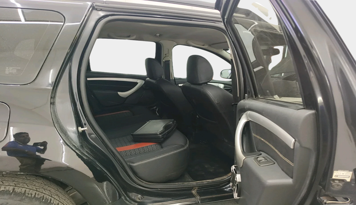 2014 Renault Duster 110 PS RXL 4X4 MT DIESEL, Diesel, Manual, 1,51,520 km, interior