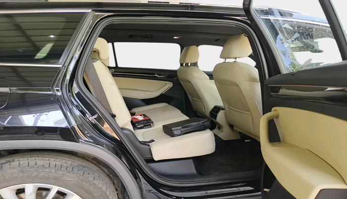 2023 Skoda Kodiaq L&K, Petrol, Automatic, 14,252 km, interior