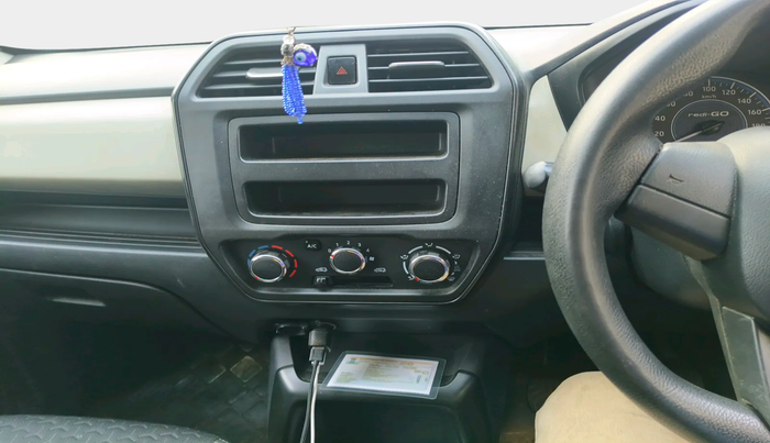 2021 Datsun Redi Go A, Petrol, Manual, 53,105 km, interior