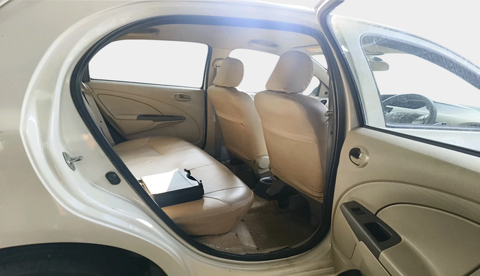 2016 Toyota Etios Liva G, Petrol, Manual, 40,106 km, interior
