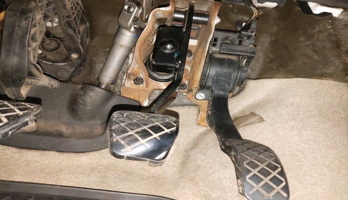 2014 Volkswagen Vento HIGHLINE DIESEL 1.6, Diesel, Manual, 3,10,183 km, interior