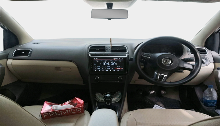 2014 Volkswagen Vento HIGHLINE DIESEL 1.6, Diesel, Manual, 3,10,183 km, interior