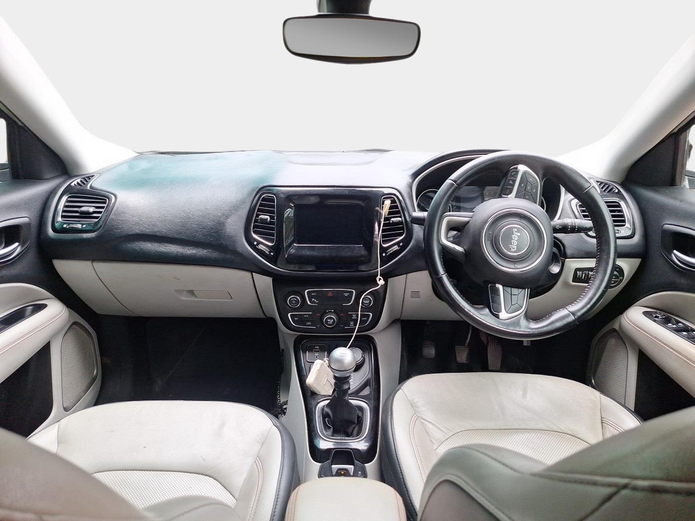 2018 Jeep Compass LIMITED 2.0 DIESEL 4X4, Diesel, Manual, 1,18,698 km, interior