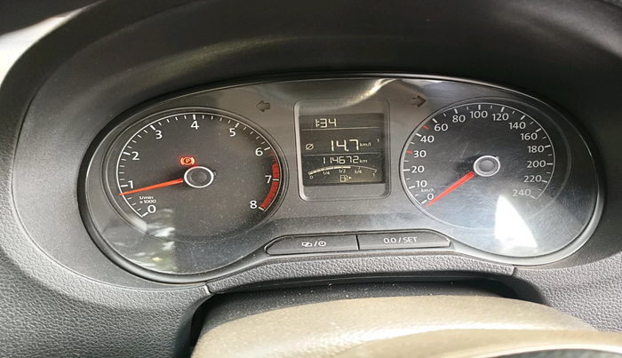 2017 Volkswagen Polo HIGHLINE PLUS 1.2(16 ALLOY, Petrol, Manual, 1,14,672 km, interior