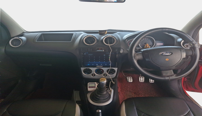 2010 Ford Figo ZXI 1.4 DIESEL, Diesel, Manual, 1,20,159 km, interior