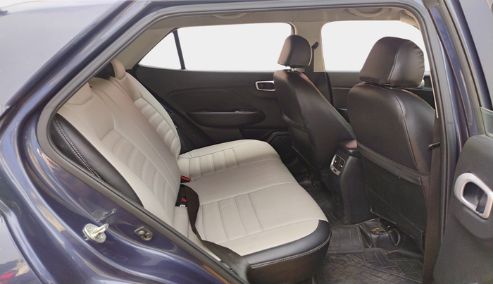 2020 Hyundai VENUE S 1.2, Petrol, Manual, 27,692 km, interior
