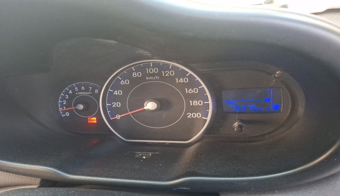 2015 Hyundai i10 SPORTZ 1.1, Petrol, Manual, 75,375 km, interior