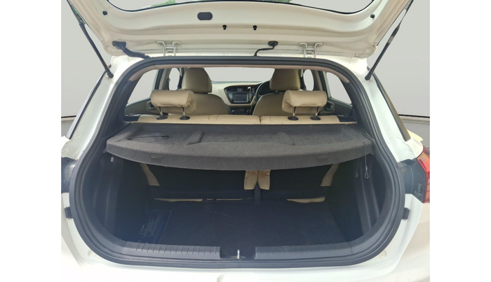 2015 Hyundai Elite i20 ASTA 1.4 CRDI, Diesel, Manual, 1,61,887 km, exterior