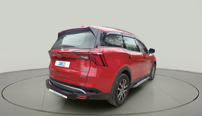 2022 Mahindra XUV700 AX 7 LUXURY D AT 7 STR, Diesel, Automatic, 95,388 km, exterior