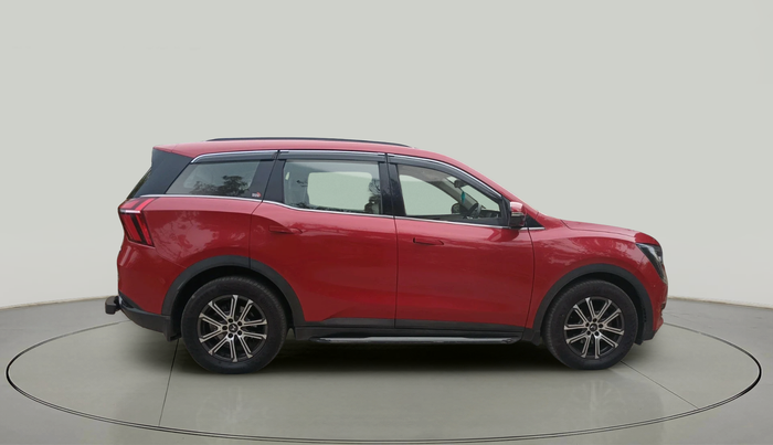 2022 Mahindra XUV700 AX 7 LUXURY D AT 7 STR, Diesel, Automatic, 95,388 km, exterior