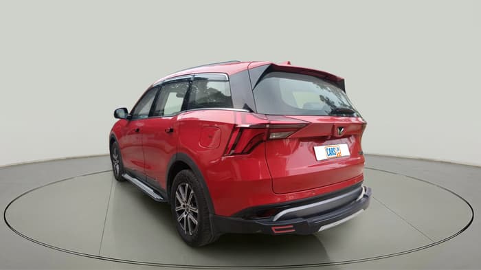 2022 Mahindra XUV700 AX 7 LUXURY D AT 7 STR, Diesel, Automatic, 95,388 km, exterior