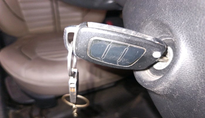 2015 Hyundai Xcent S 1.1 CRDI, Diesel, Manual, 1,12,317 km, interior