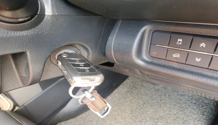 2022 Mahindra Thar LX D AT 4WD HT, Diesel, Automatic, 66,000 km, interior