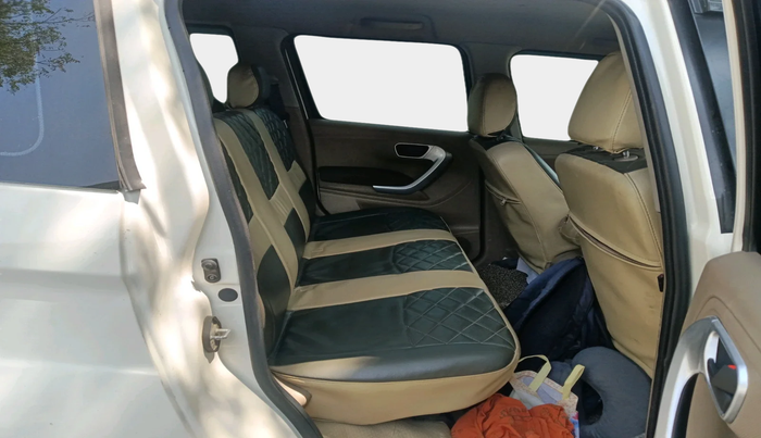 2016 Mahindra TUV300 T8 AMT, Diesel, Automatic, 75,513 km, interior