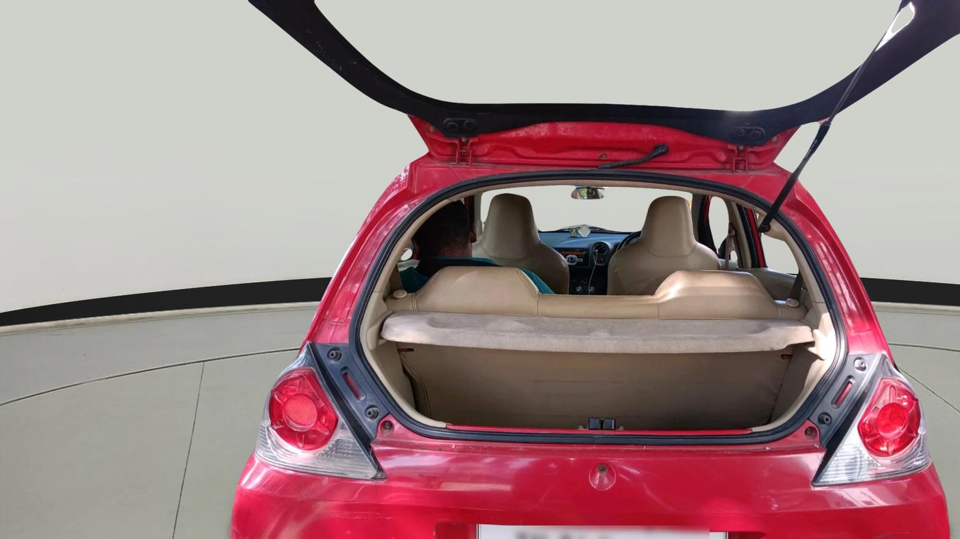 2013 Honda Brio S MT, Petrol, Manual, 1,42,846 km, exterior