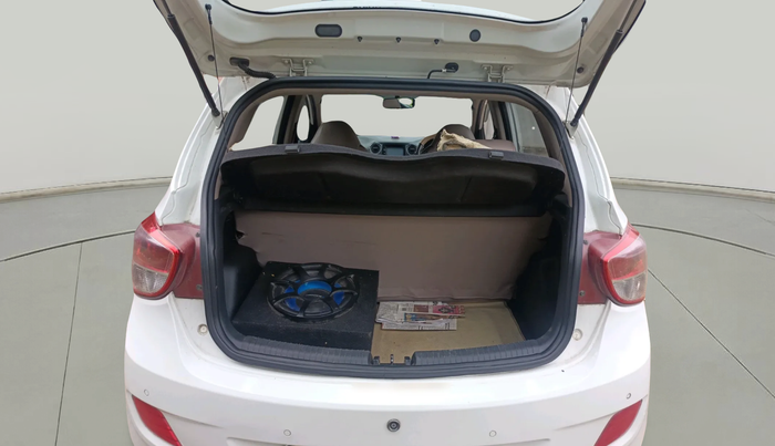 2016 Hyundai Grand i10 ASTA AT 1.2 KAPPA VTVT, Petrol, Automatic, 1,03,225 km, exterior