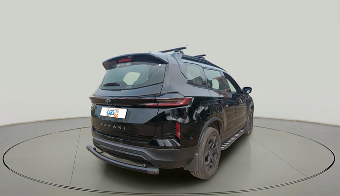 2024 Tata Safari ACCOMPLISHED PLUS 6 STR DARK EDITION, Diesel, Manual, 35,500 km, exterior