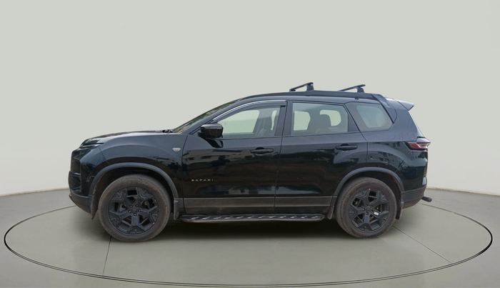 2024 Tata Safari ACCOMPLISHED PLUS 6 STR DARK EDITION, Diesel, Manual, 35,500 km, exterior